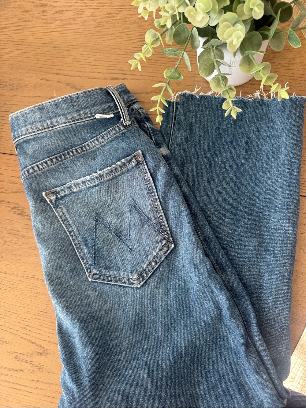 MOTHER The Pixie Dazzler Ankle Fray Jeans Size 29 Distressed Blue Denim